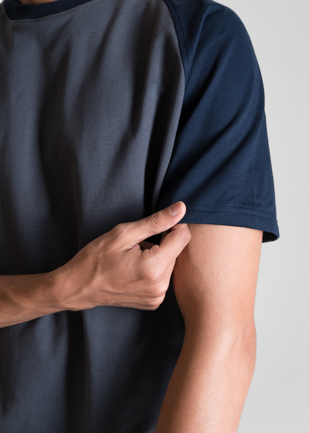 Heavy Relaxed Raglan T-shirt — Dark Grey & Navy