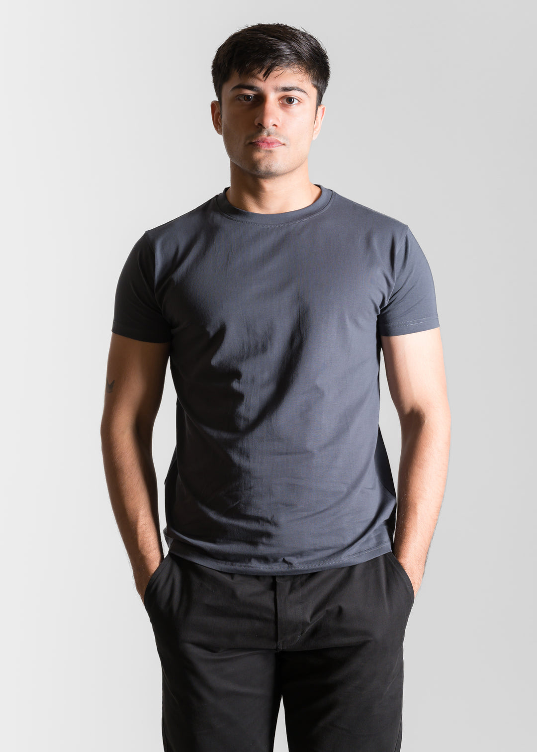 Stretch Slim Core T-shirt — Dark Grey