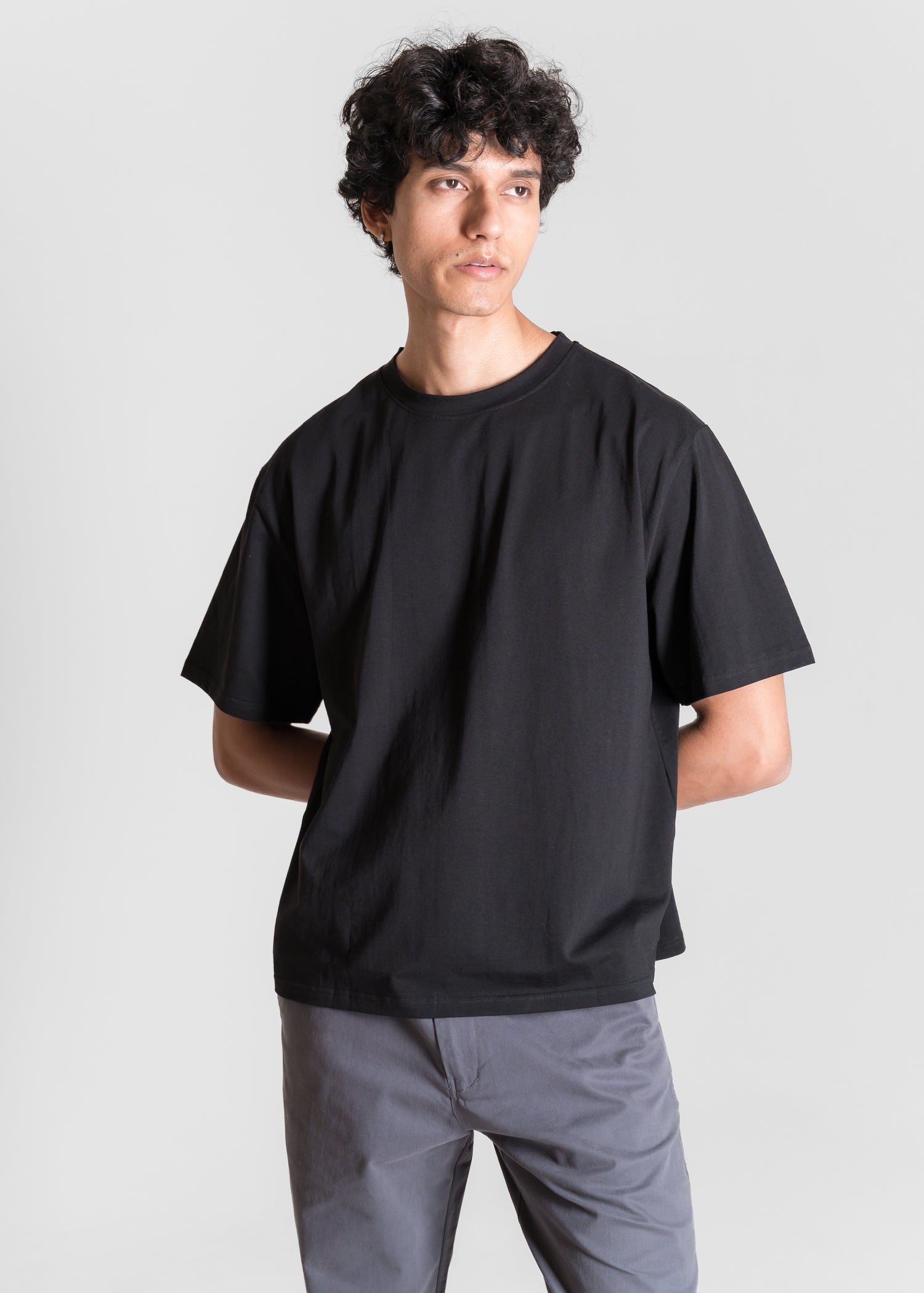 Stretch Box-Fit T-shirt — Black