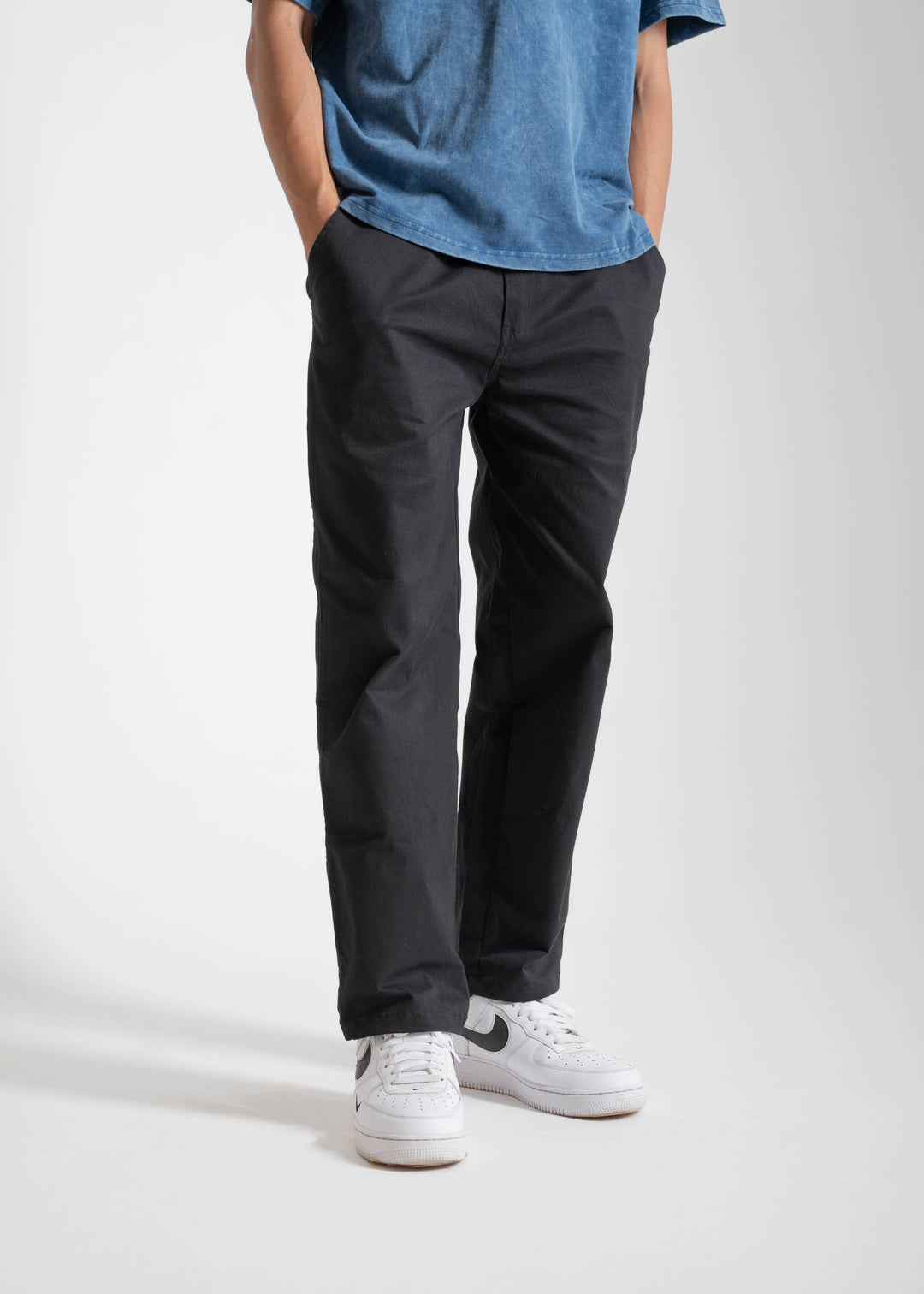 Black — Relaxed Chinos