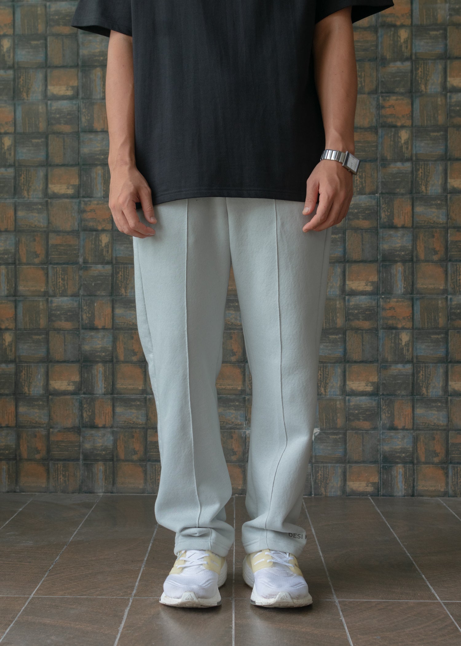 Buy Women's Bright White Straight Fit Trousers Online at Bewakoof