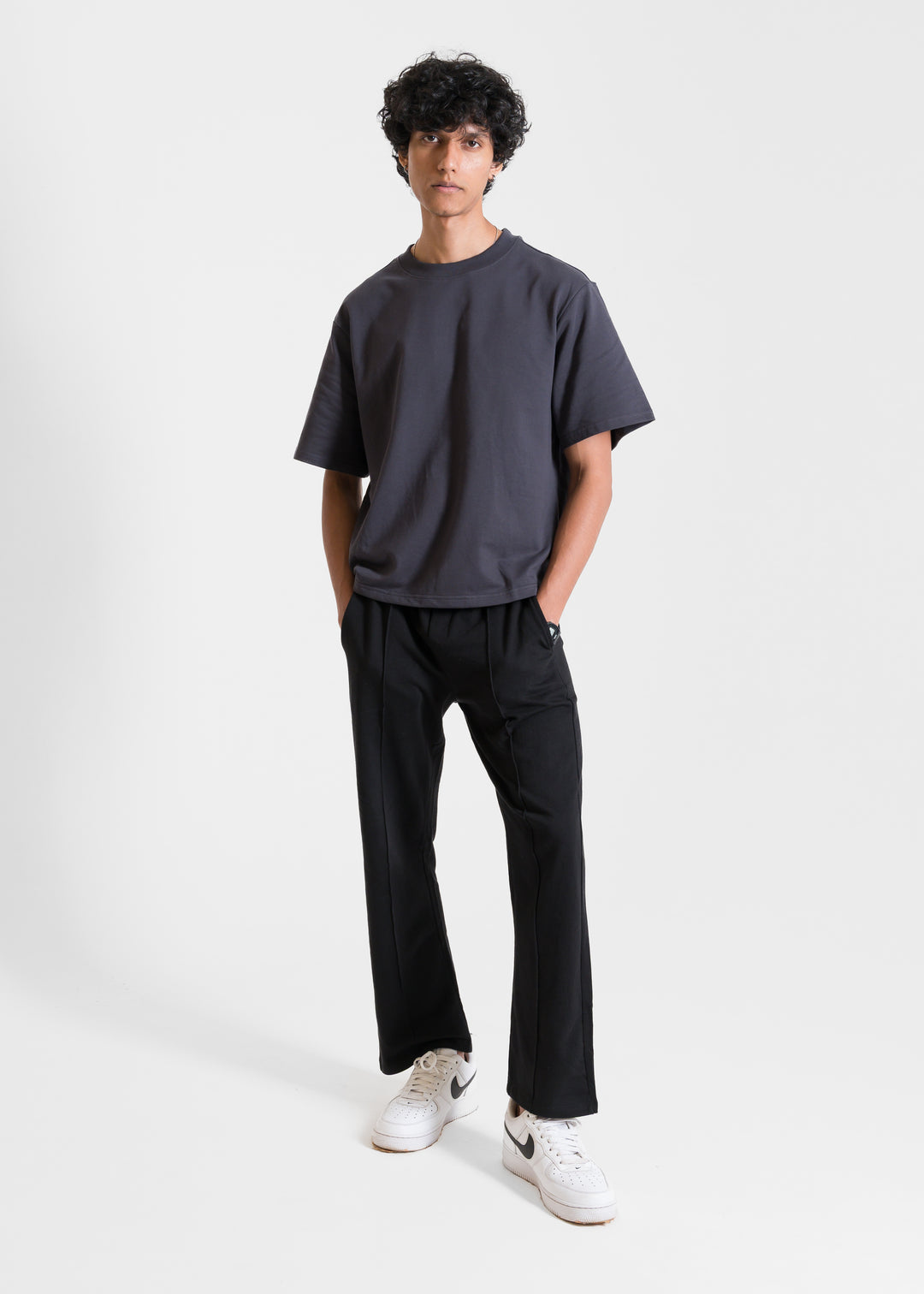Heavy Box-Fit T-shirt — Dark Grey