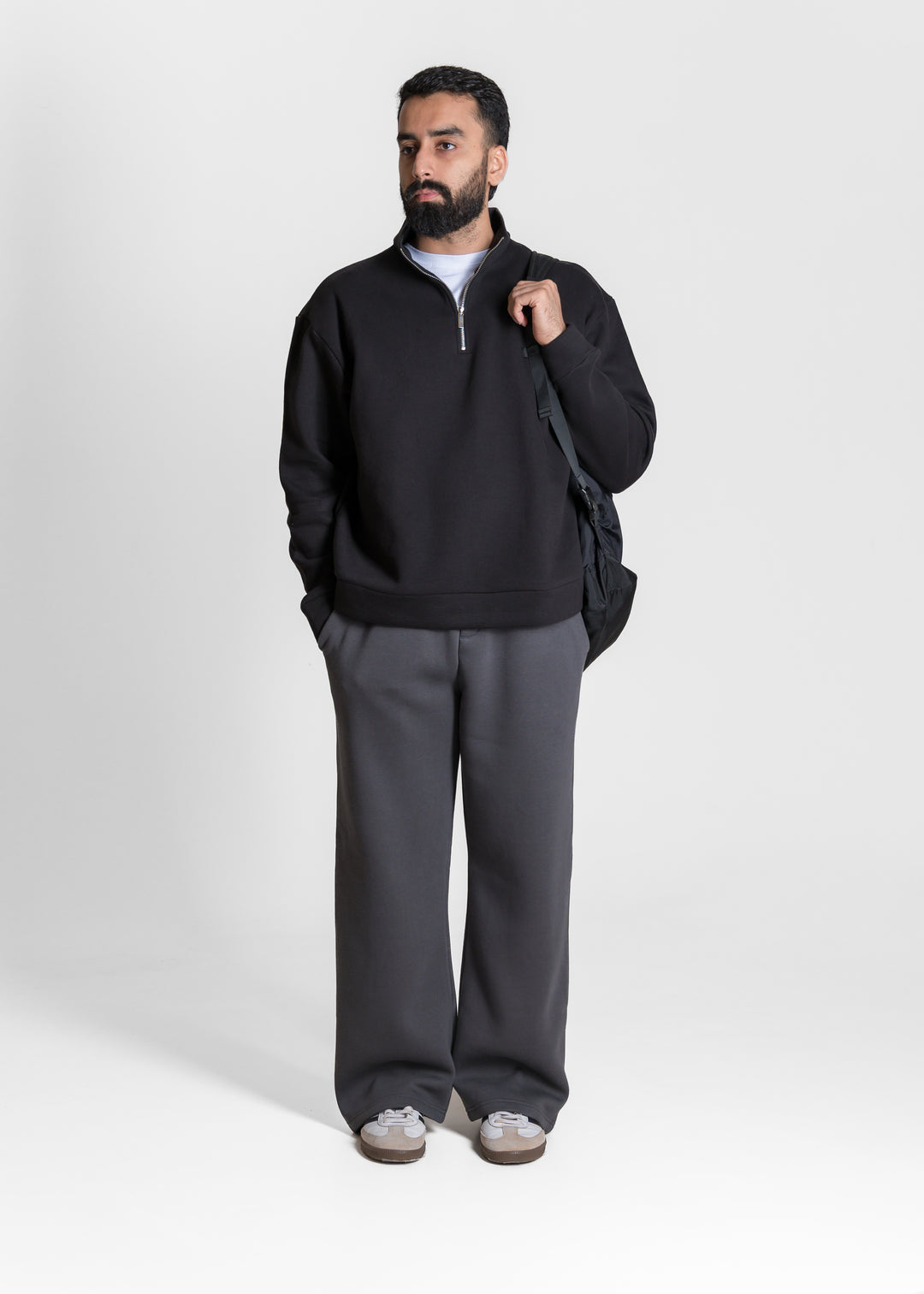 Step-Out Half-Zip Sweatshirt — Black