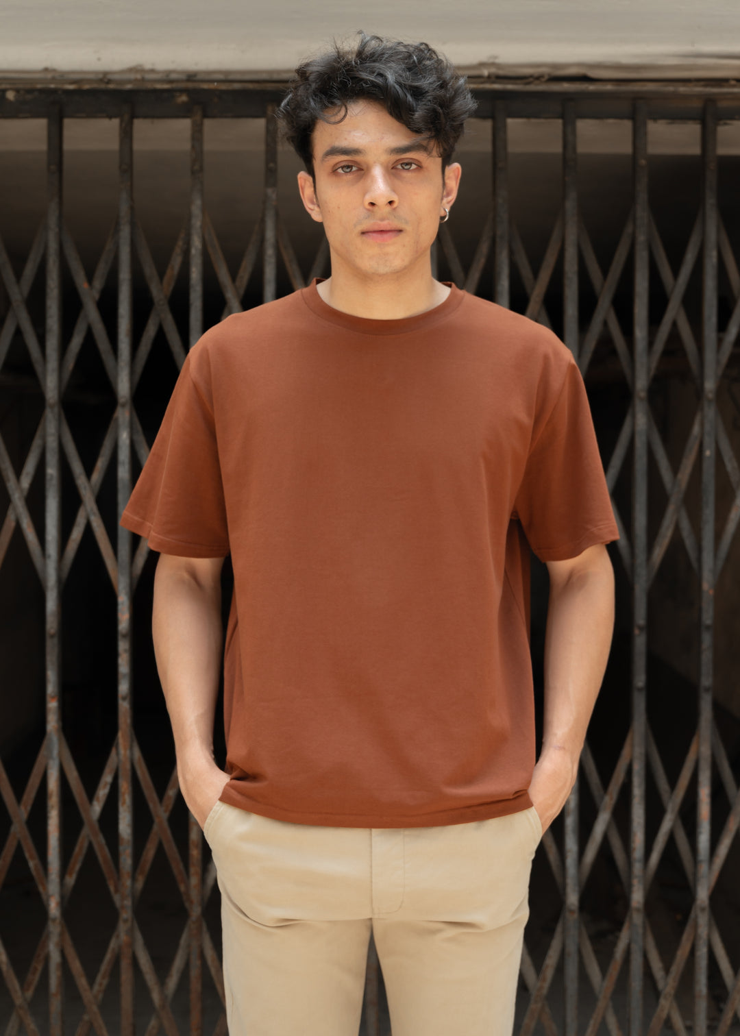 Stretch Box-Fit T-shirt — Brick Brown