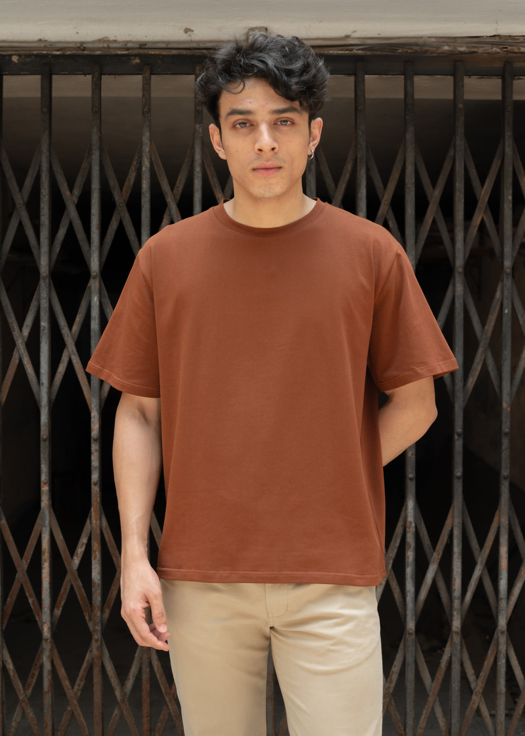 Stretch Box-Fit T-shirt — Brick Brown
