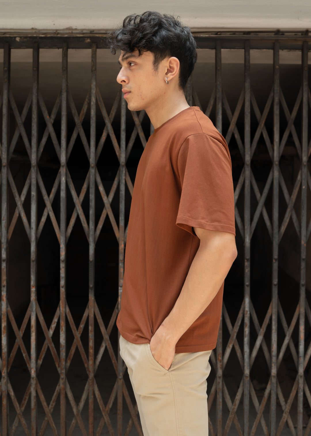 Stretch Box-Fit T-shirt — Brick Brown