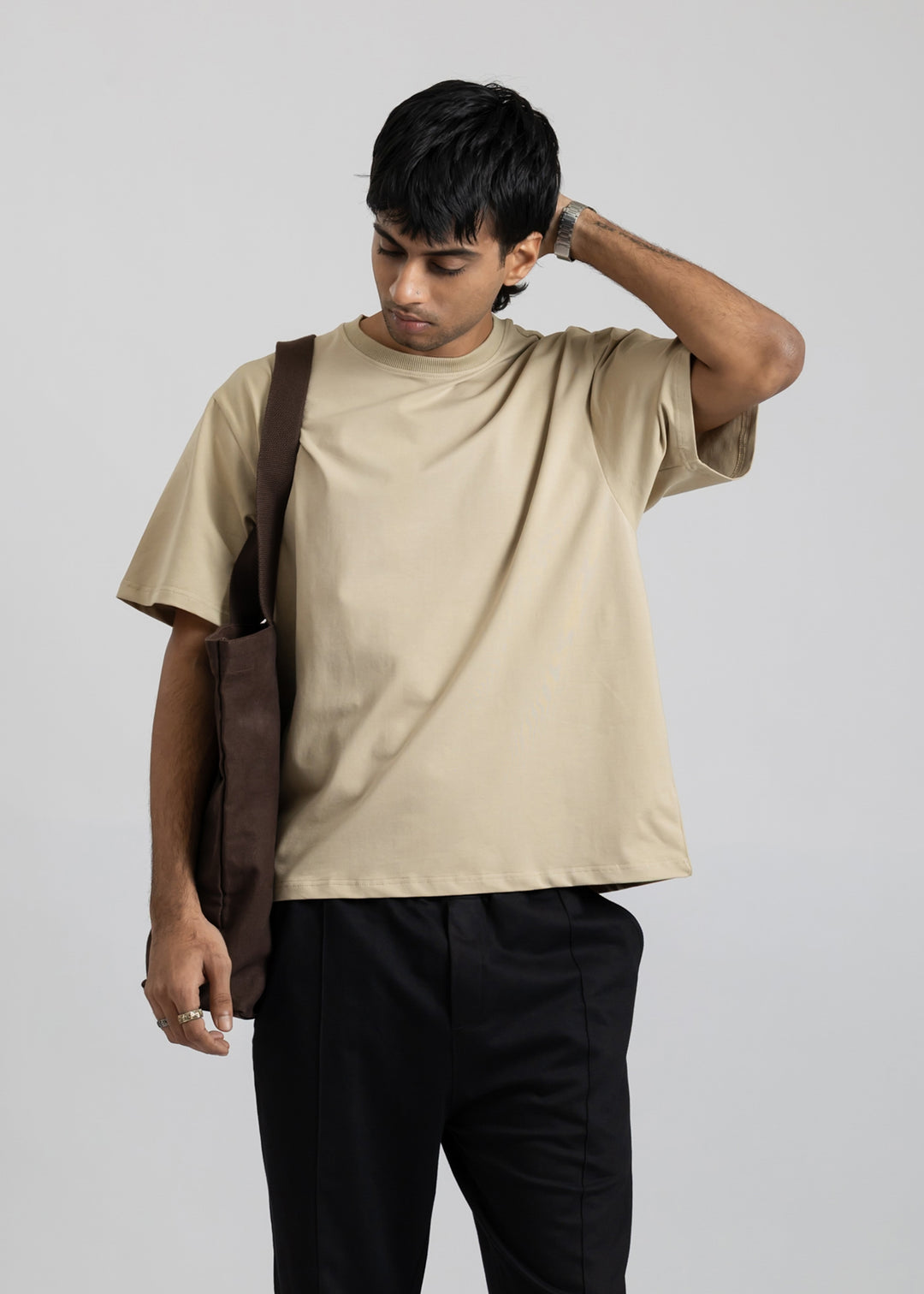Stretch Box-Fit T-shirt — Beige