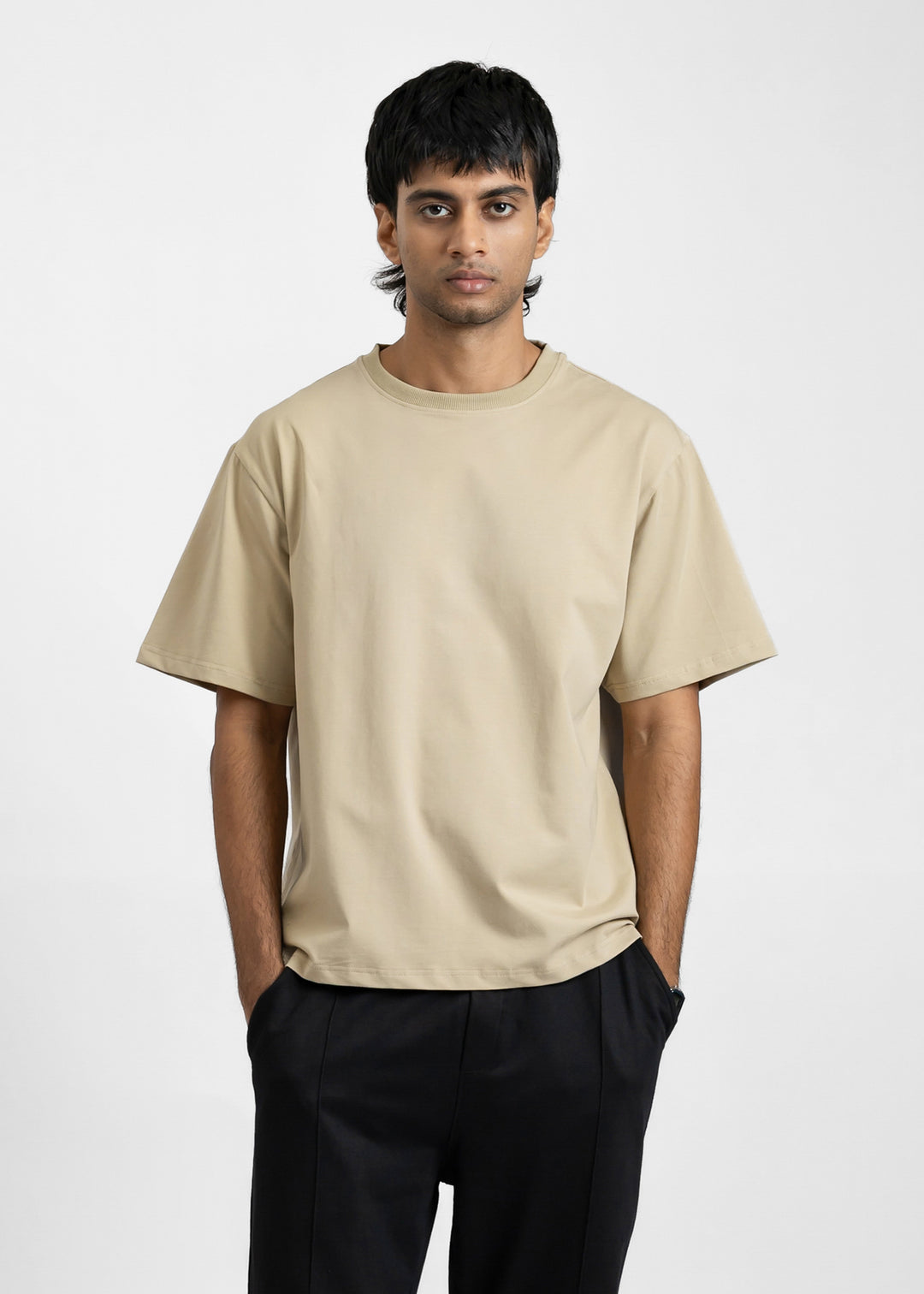 Stretch Box-Fit T-shirt — Beige