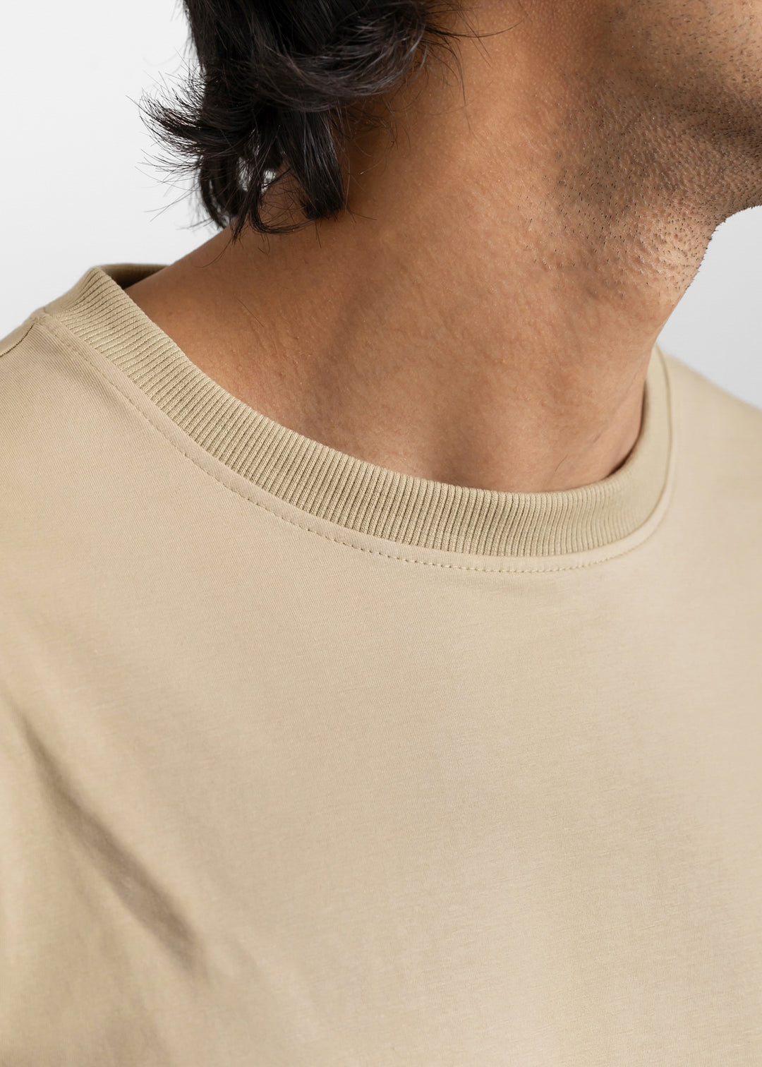 Stretch Box-Fit T-shirt — Beige