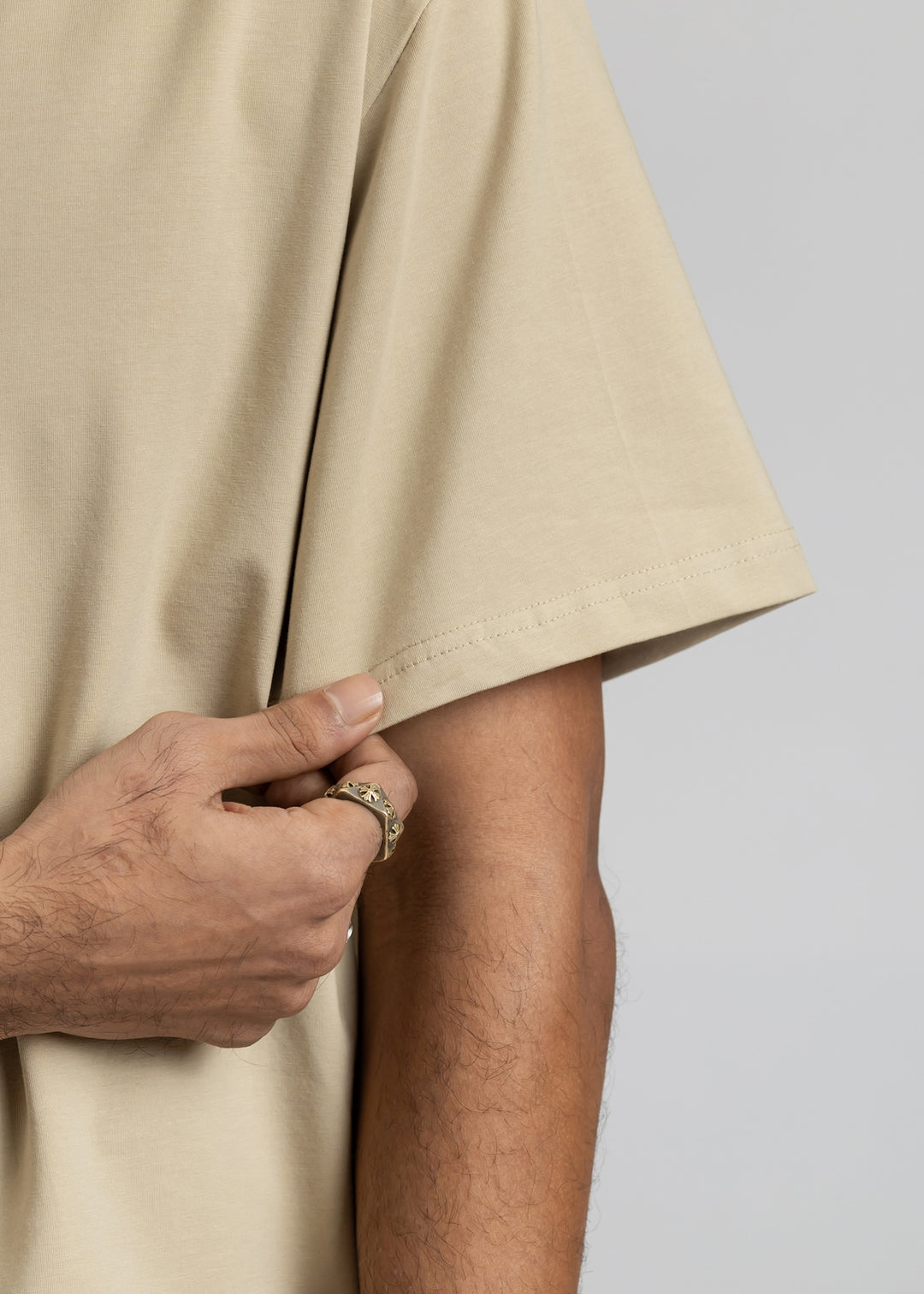 Stretch Box-Fit T-shirt — Beige