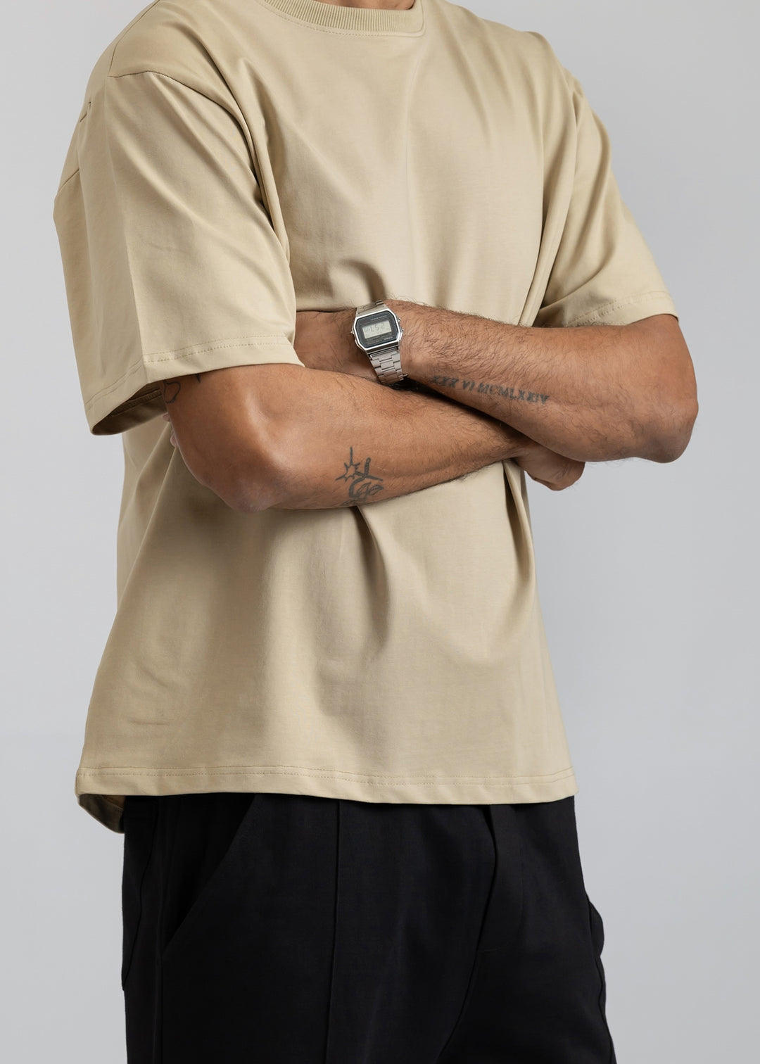 Stretch Box-Fit T-shirt — Beige